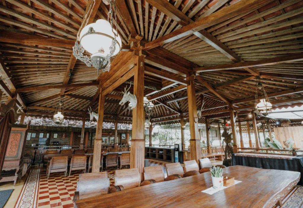 Joglo Ayem Tentrem Prambanan Exterior photo