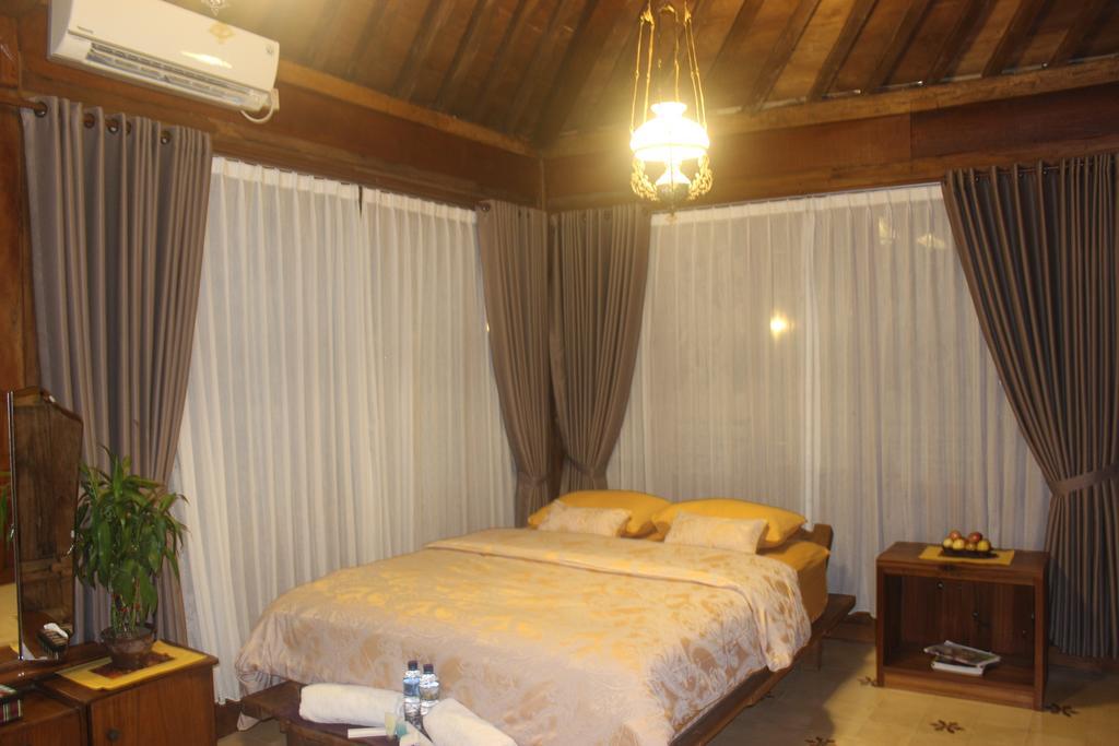 Joglo Ayem Tentrem Prambanan Exterior photo