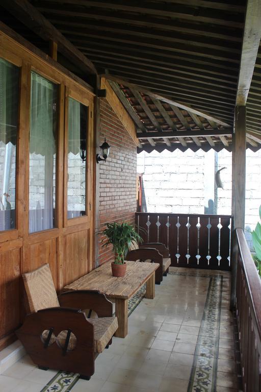 Joglo Ayem Tentrem Prambanan Exterior photo