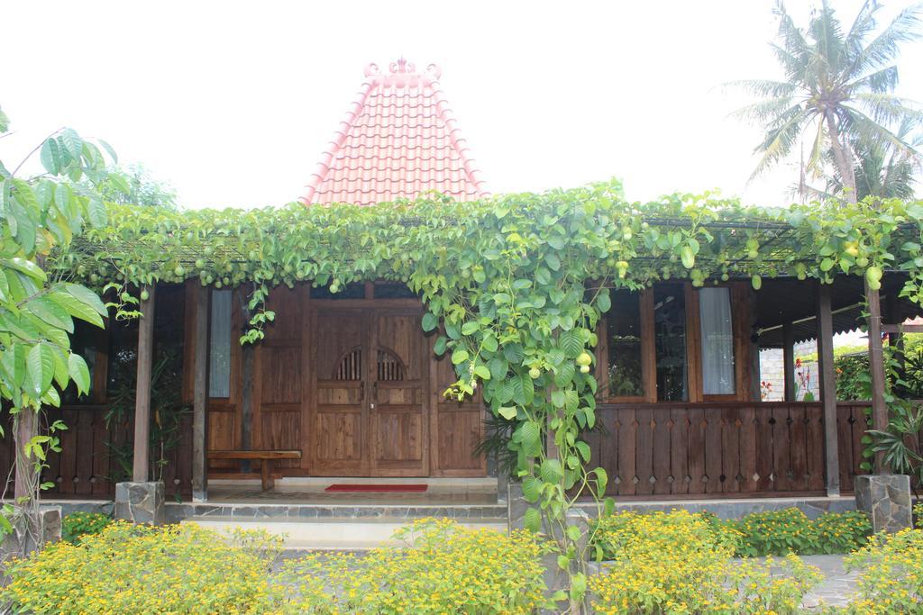 Joglo Ayem Tentrem Prambanan Exterior photo